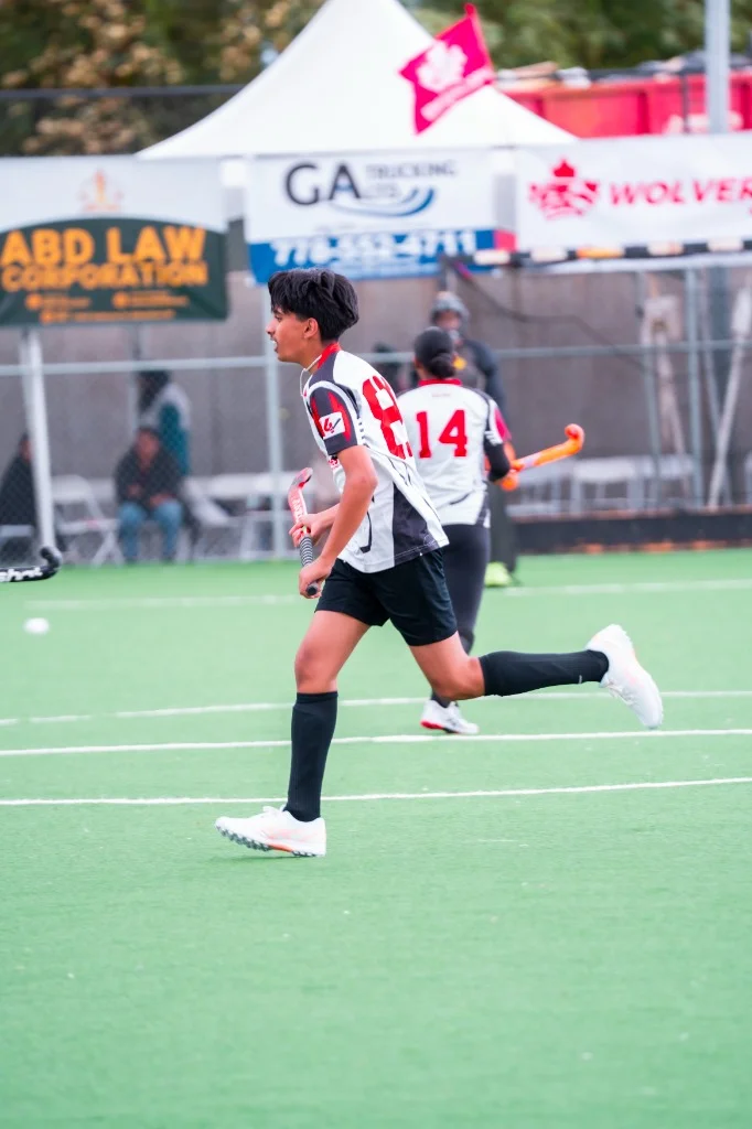 Wolverines player accelerating on a fast break sprint